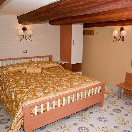 Bed and Breakfast Olimpo degli Dei Napoli Esterno foto